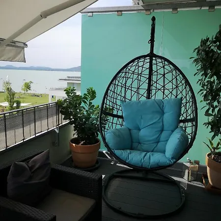 Silver Gray アパート