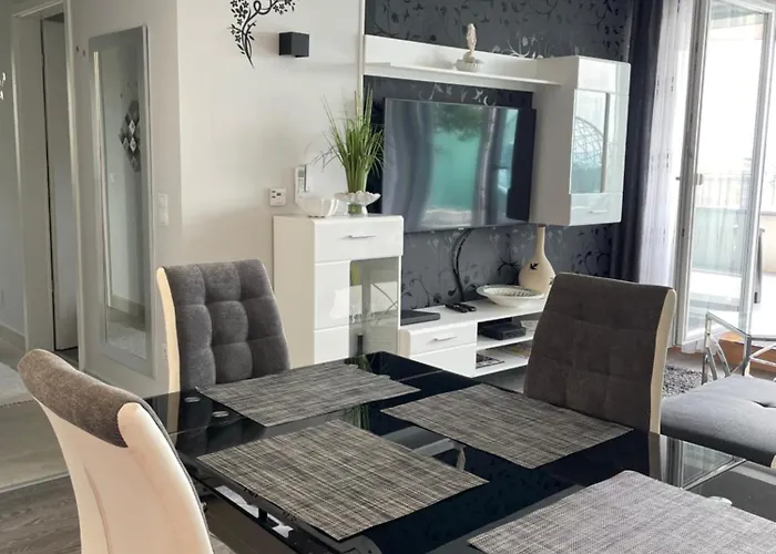 Silver Gray Apartament