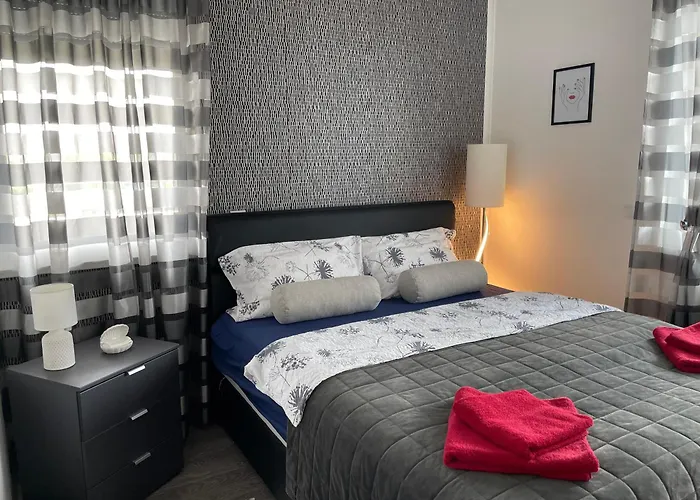 Silver Gray דירה *